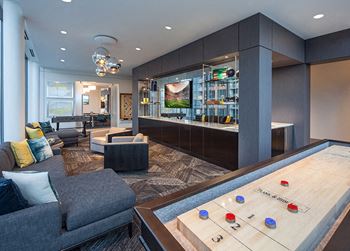 Game lounge